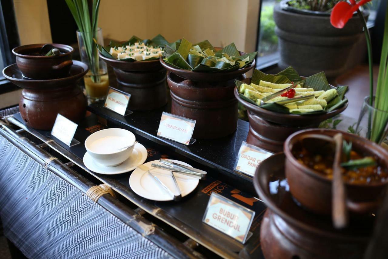 Aria Gajayana Hotell Malang Exteriör bild